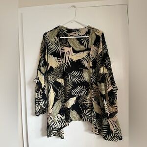 Chic Black and Green Leaf Print Short Kimono Coverup